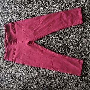 Maroon Fabletics Cropped Leggings